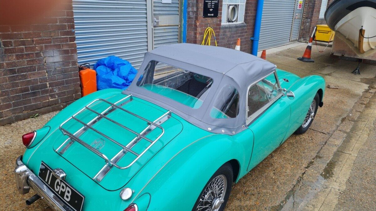 Classic car interior restored by 1st Class Covers